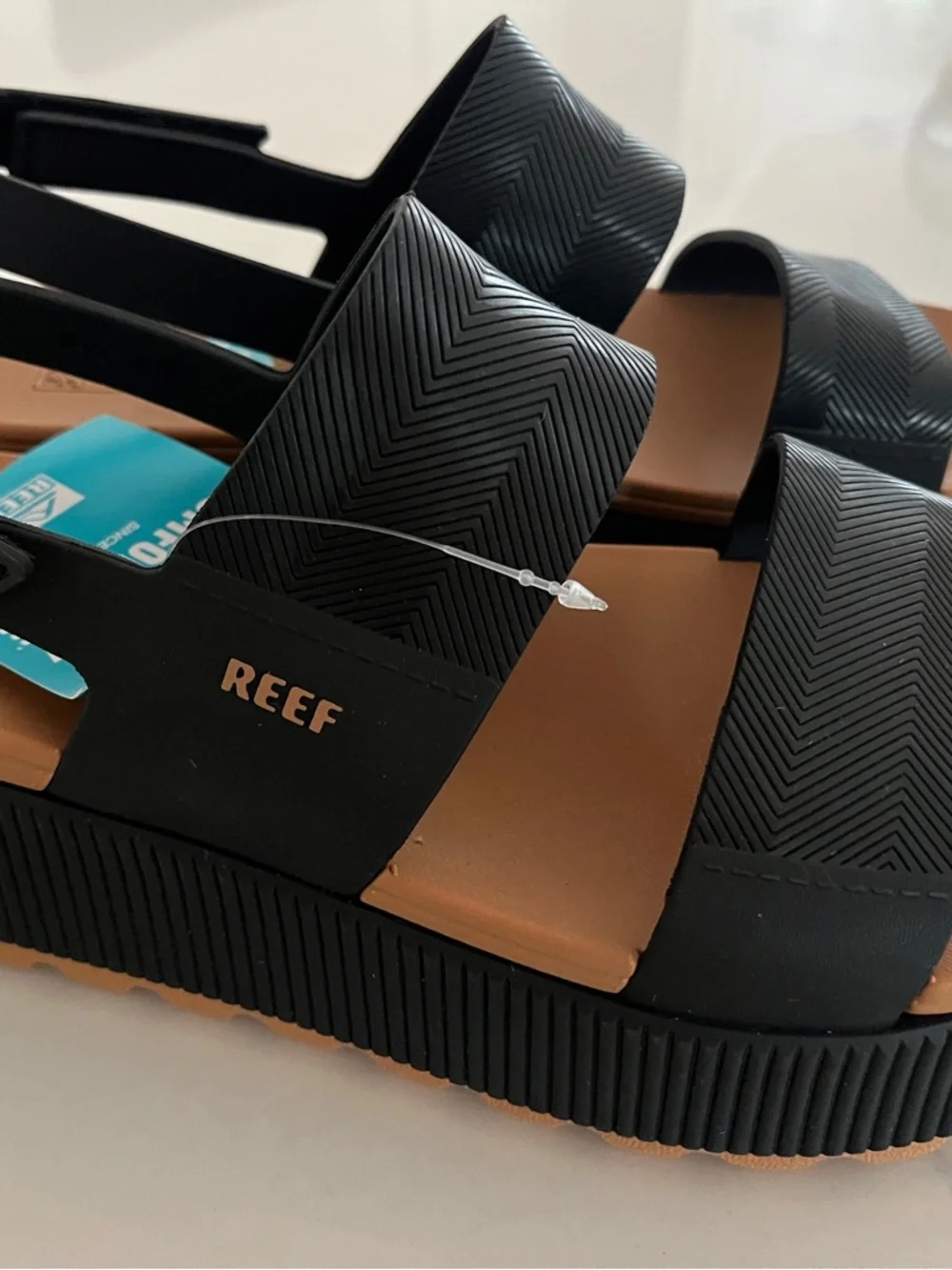 Reef Water Vista Higher | Black/Cognac | Size 9 | NWT - Picture 12 of 15